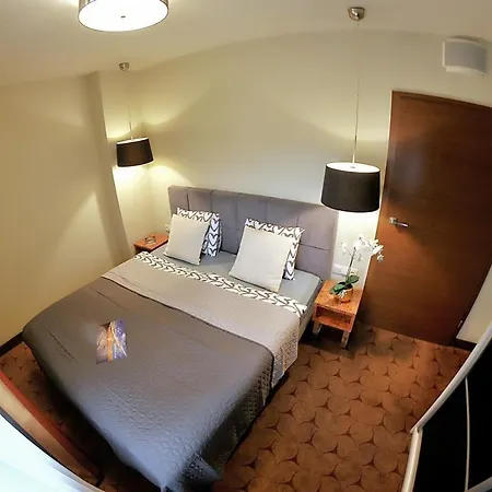 アパート 319 W Royal Tulip 200 M Do Plazy Dobruk Jacuzzi W Obiekcie コウォブジェク