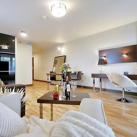 319 W Royal Tulip 200 M Do Plazy Dobruk Apartment Kolobrzeg