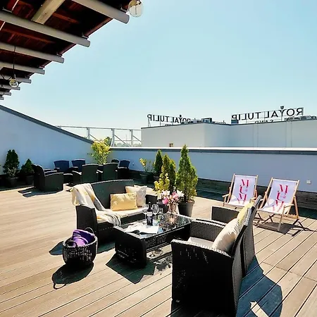 319 W Royal Tulip 200 M Do Plazy Dobruk Jacuzzi W Obiekcie 코워브제크