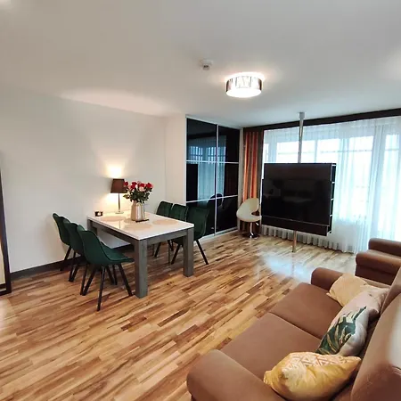 319 W Royal Tulip 200 M Do Plazy Dobruk Jacuzzi W Obiekcie