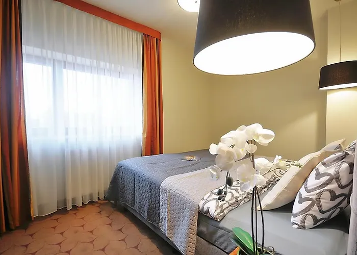 319 W Royal Tulip 200 M Do Plazy Dobruk Jacuzzi W Obiekcie Kolberg